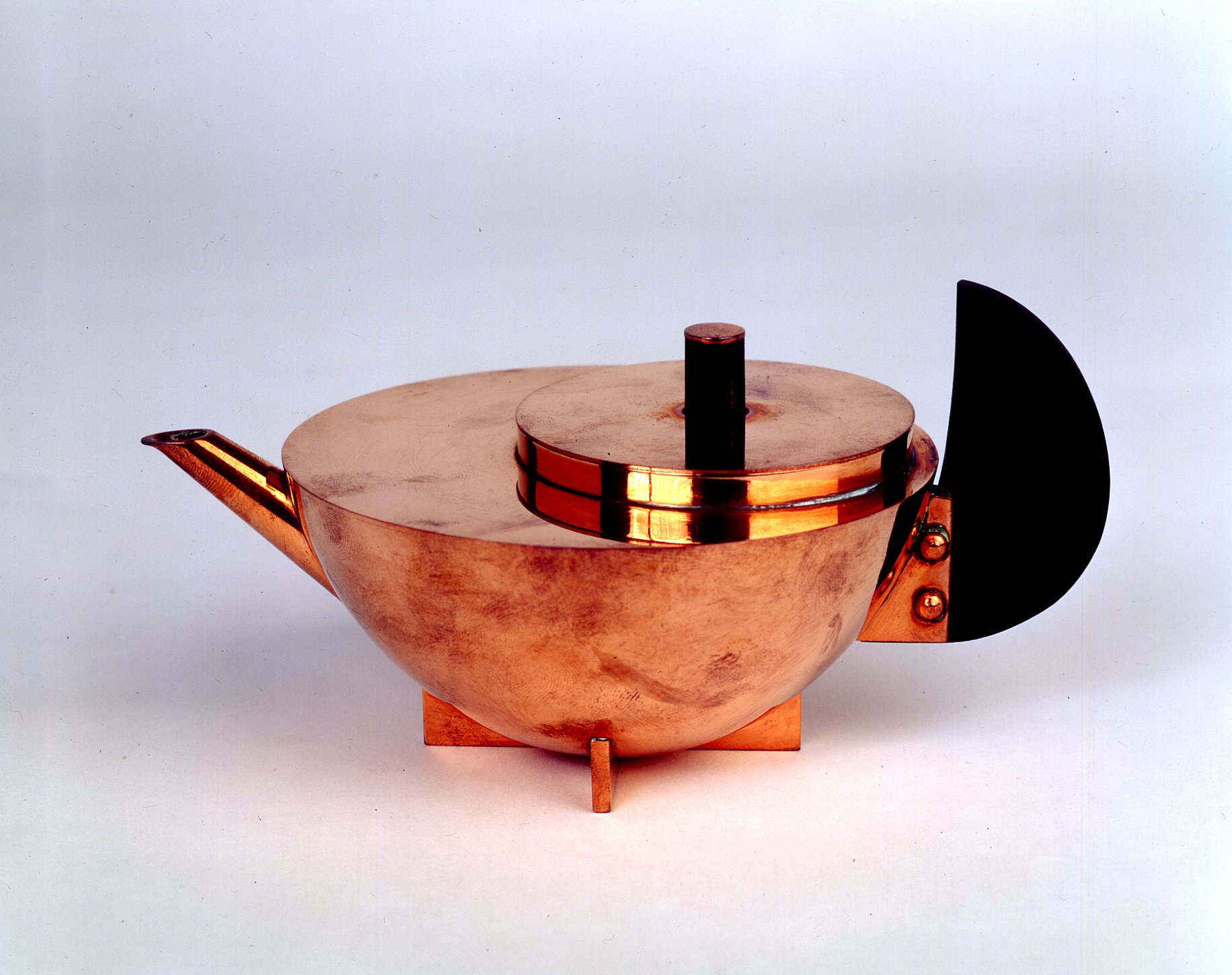 Marianne Brandt, Bauhaus tea infuser, Model No. MT 49, 1927