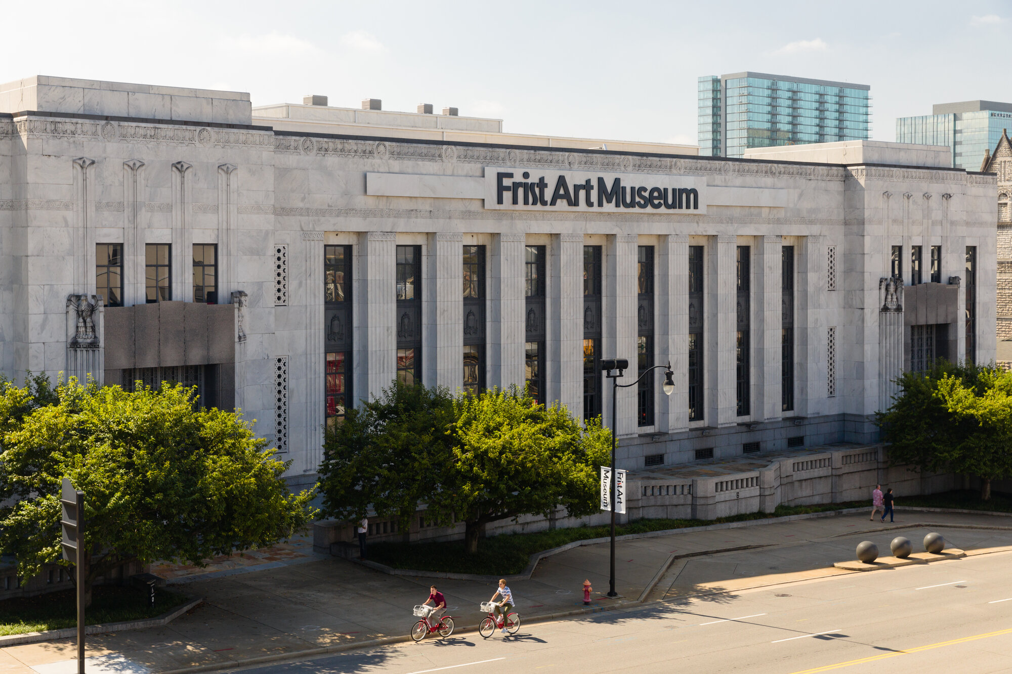 Close view of the Frist Art Museum facade along Broadway