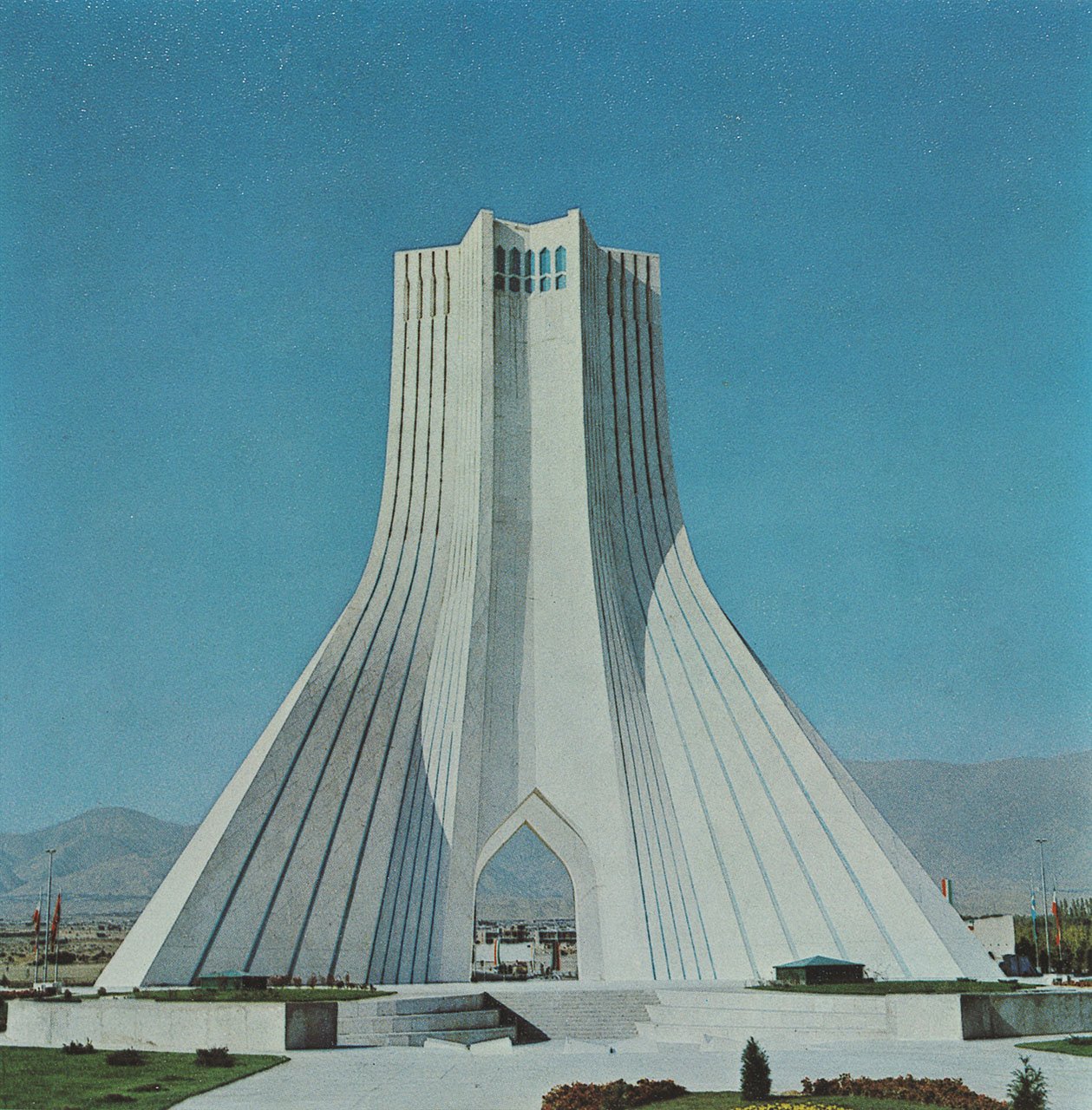 Hossein Amanat’s Shahyad Tower (now Azadi Tower), Tehran, 1971