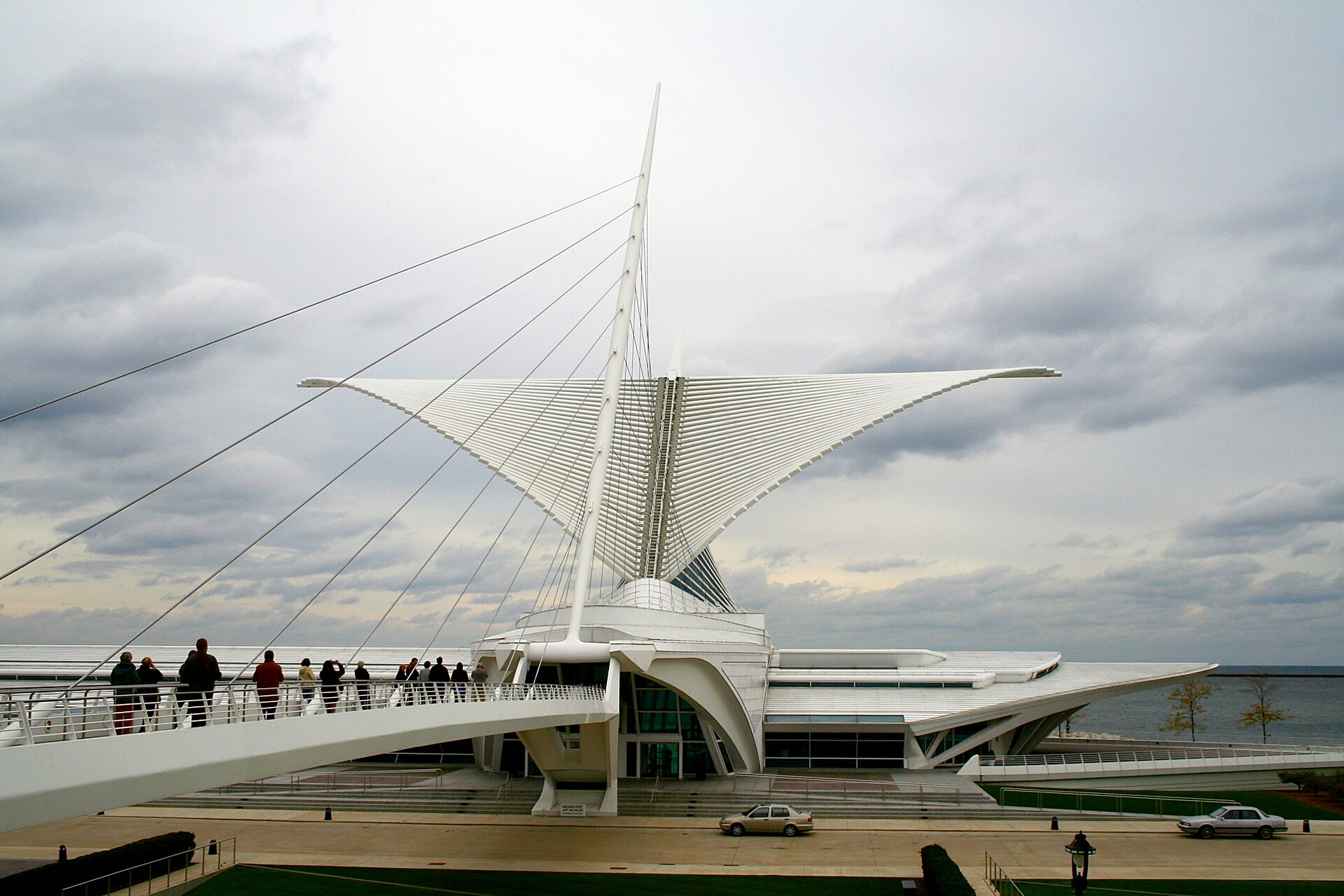 Milwaukee Art Museum building